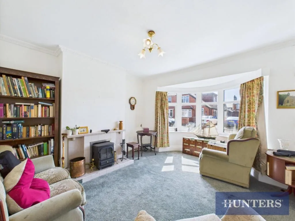 4 bed Detached Bungalow