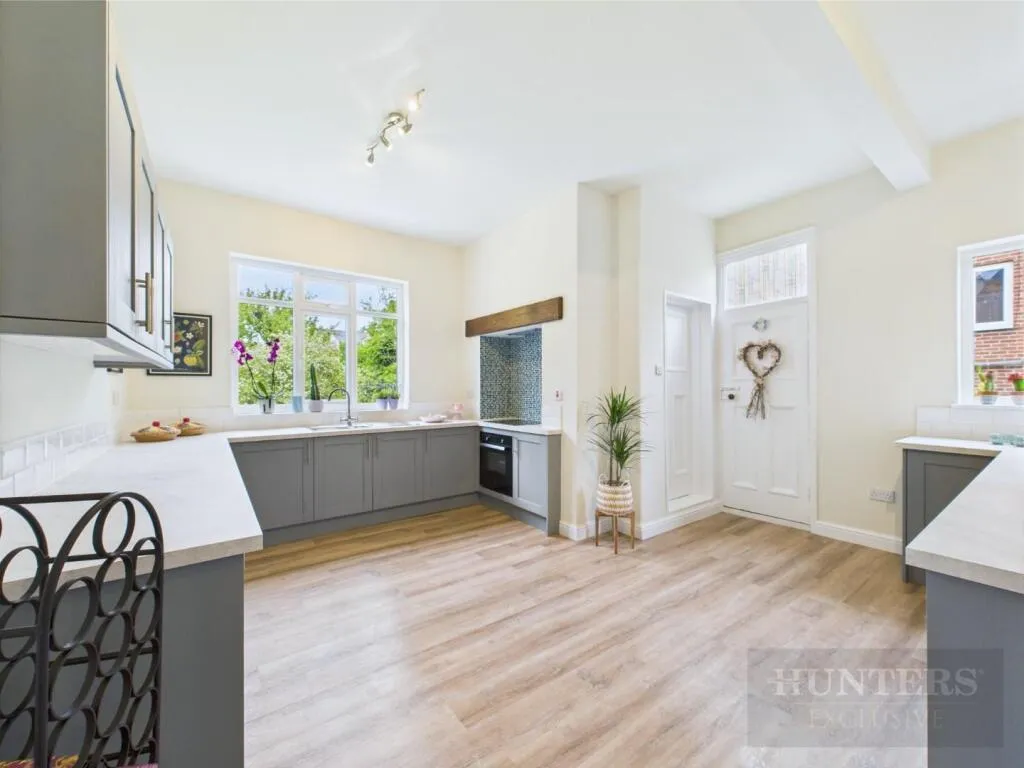 3 bed Detached Bungalow