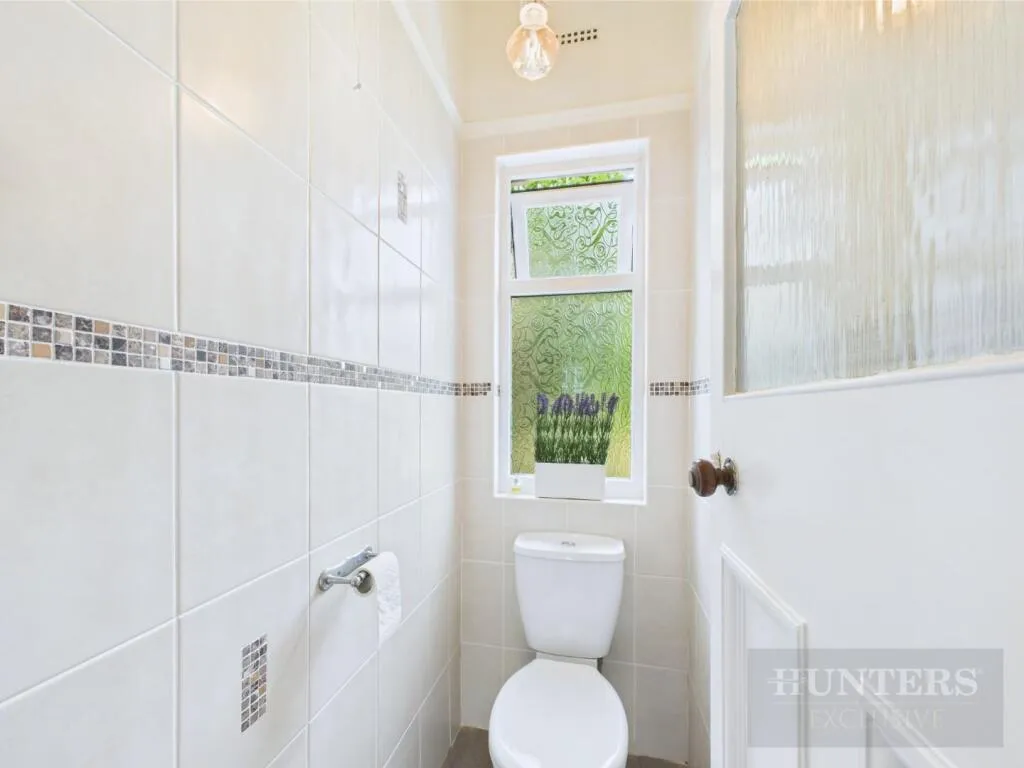 3 bed Detached Bungalow