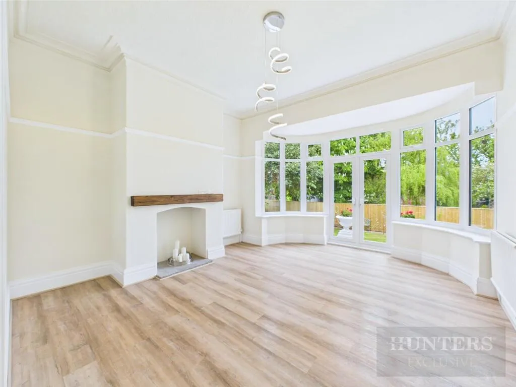 3 bed Detached Bungalow