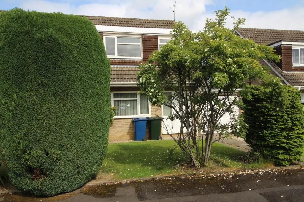 3 bed Semi-Detached