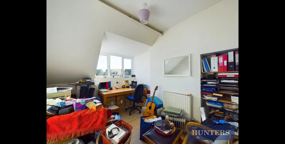5 BEDROOM TERRACED WITH PRIVATE 2 BED ANNEXE