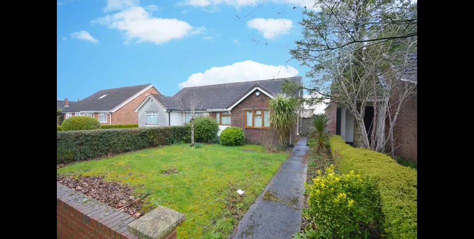 EXTENDED THREE BEDROOM SEMI-DETACHED BUNGALOW