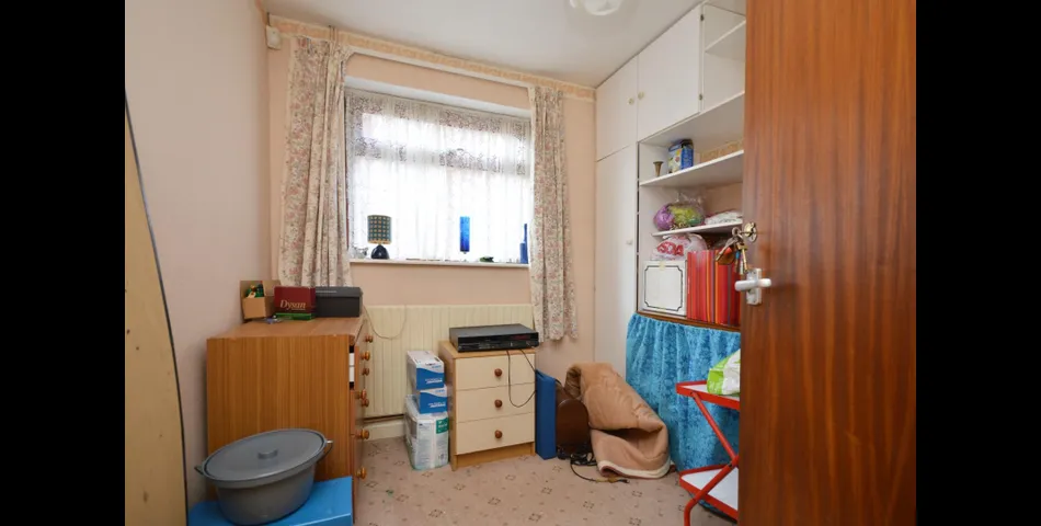 EXTENDED THREE BEDROOM SEMI-DETACHED BUNGALOW