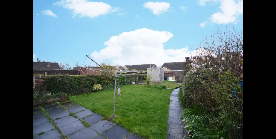 EXTENDED THREE BEDROOM SEMI-DETACHED BUNGALOW