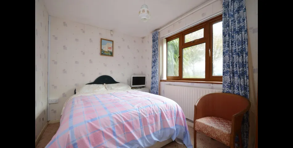 EXTENDED THREE BEDROOM SEMI-DETACHED BUNGALOW