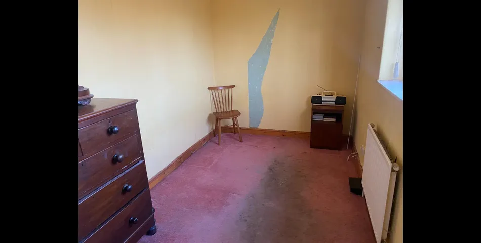 THREE BEDROOM PROPERTY IN NEED OF UPDATING