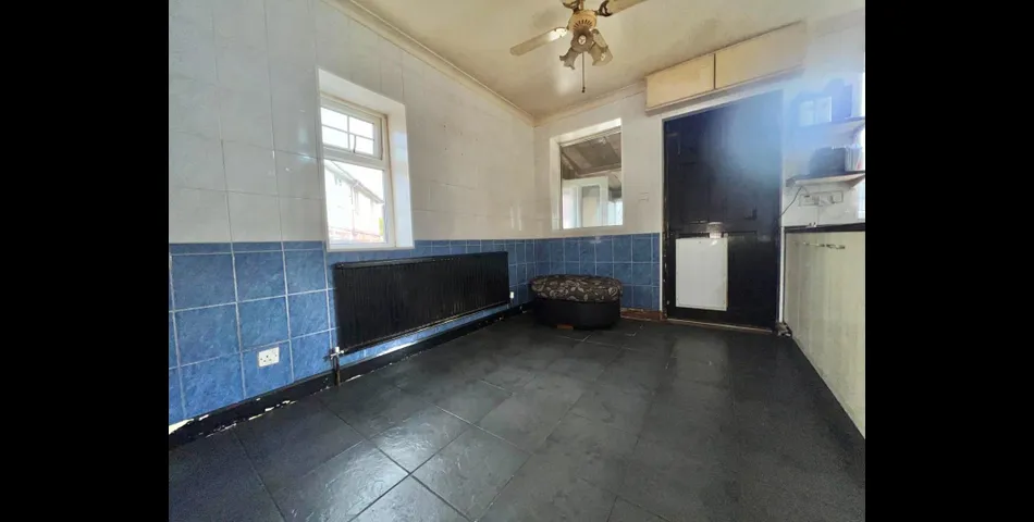 THREE BEDROOM SEMI-DETACHED PROPERTY