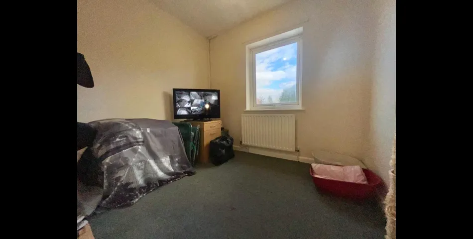 THREE BEDROOM SEMI-DETACHED PROPERTY