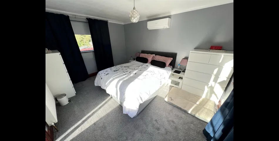 THREE BEDROOM LINK DETACHED PROPERTY