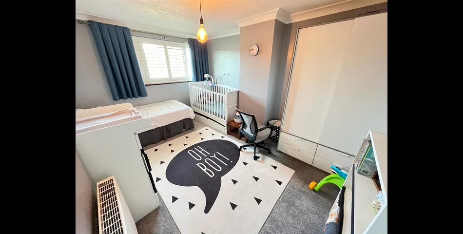 THREE BEDROOM LINK DETACHED PROPERTY