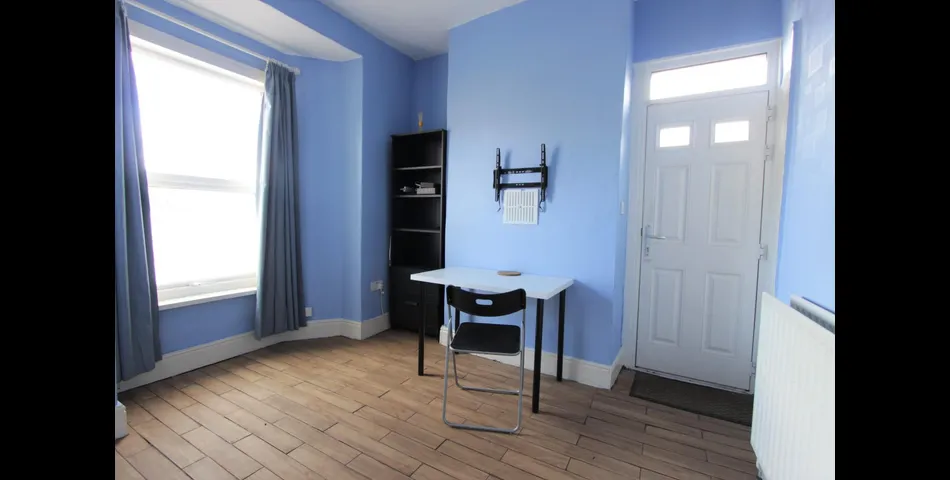 TWO BEDROOM END TERRACED PROPERTY