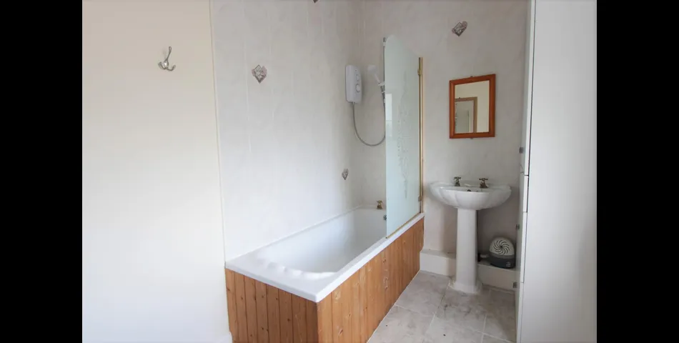 TWO BEDROOM END TERRACED PROPERTY