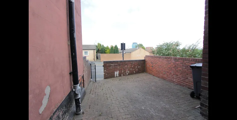 TWO BEDROOM END TERRACED PROPERTY