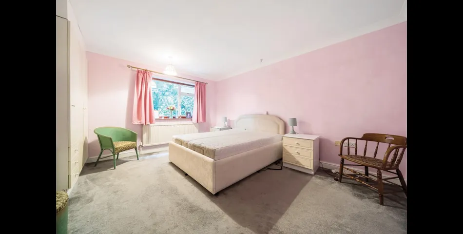 THREE BEDROOM, TWO BATHROOM DETACHED BUNGALOW