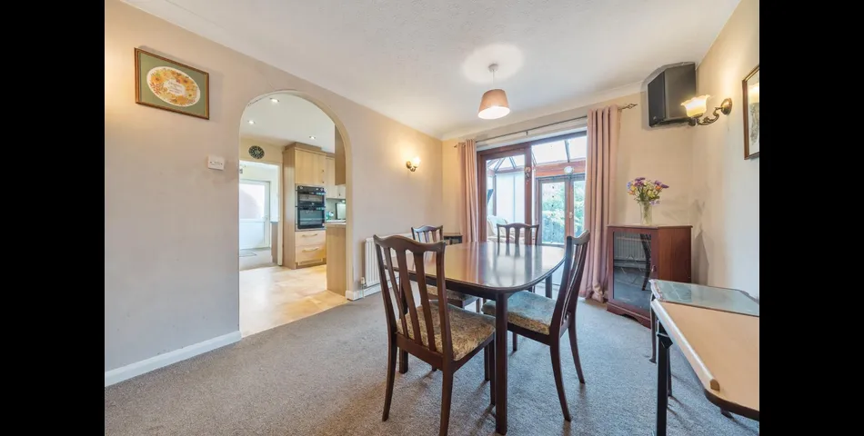 THREE BEDROOM, TWO BATHROOM DETACHED BUNGALOW