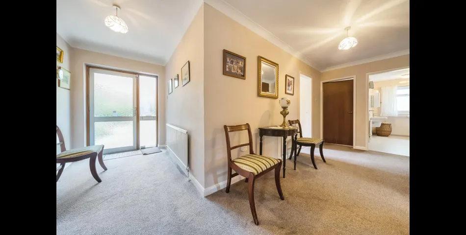 THREE BEDROOM, TWO BATHROOM DETACHED BUNGALOW