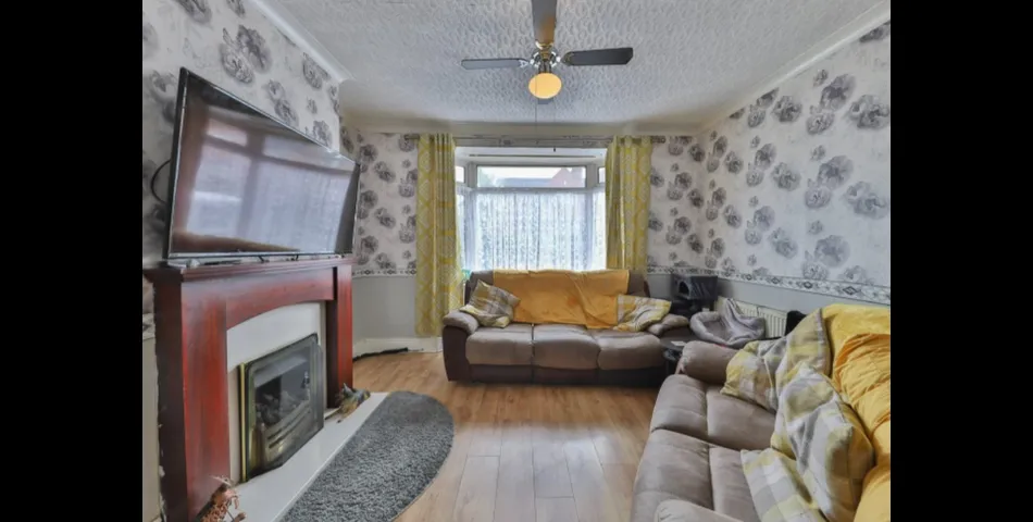 THREE BEDROOM SEMI-DETACHED PROPERTY
