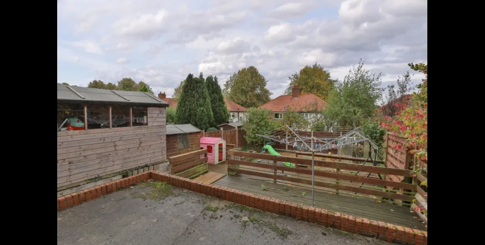 THREE BEDROOM SEMI-DETACHED PROPERTY