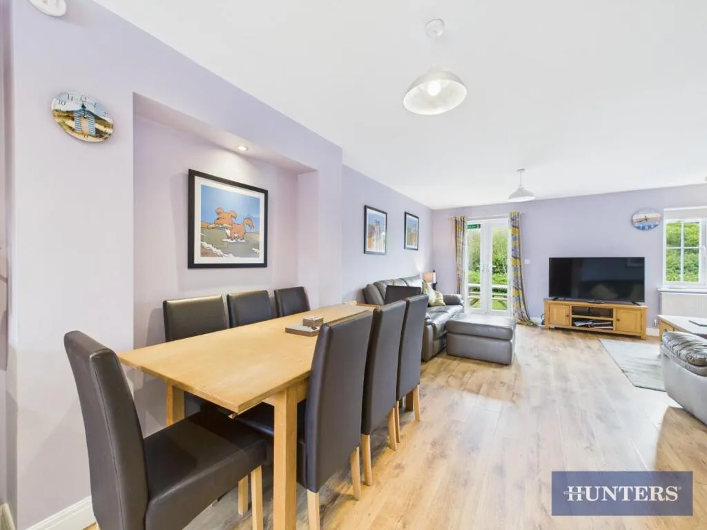 3 bed Terraced