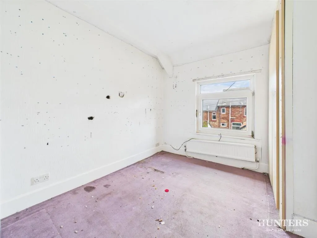 2 bed House