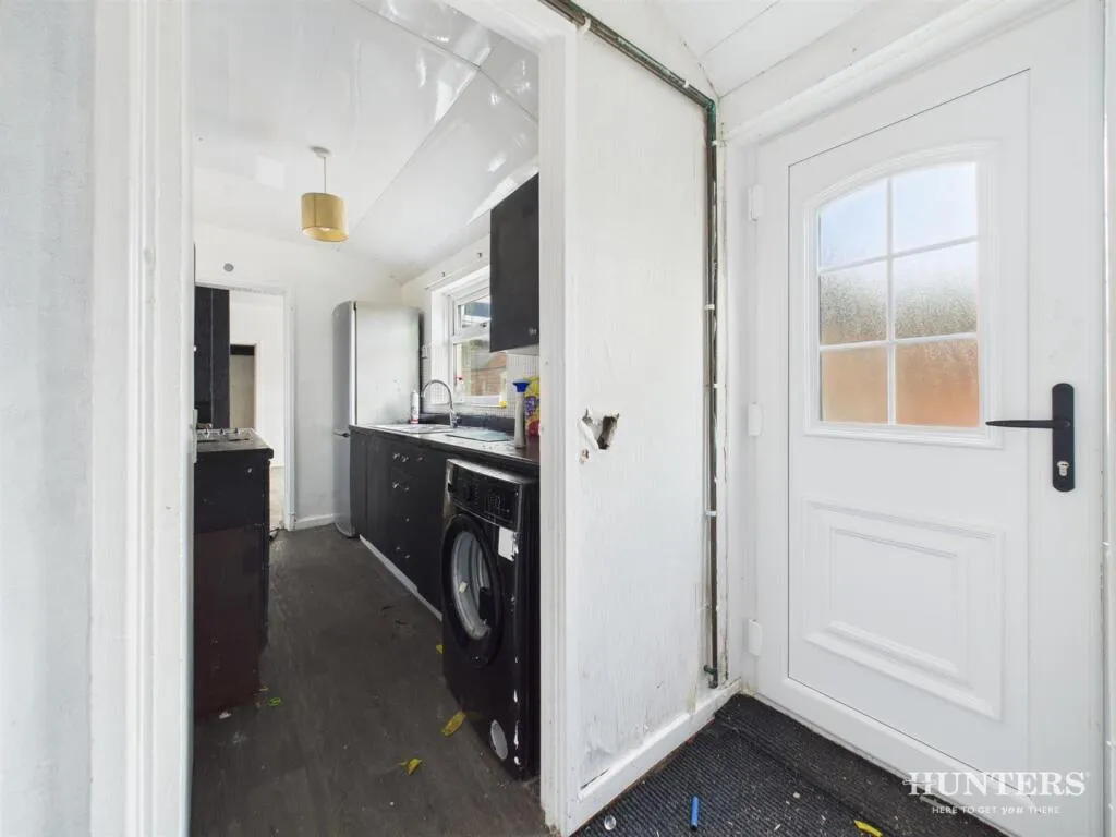 2 bed House