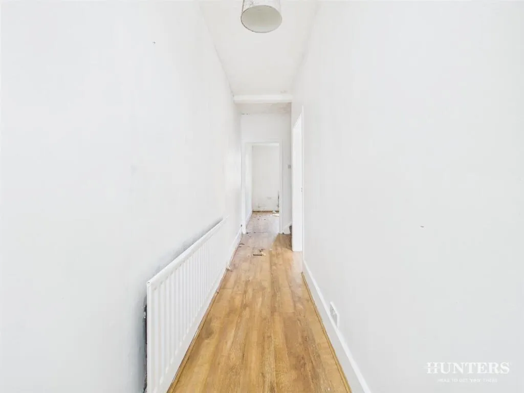 2 bed House