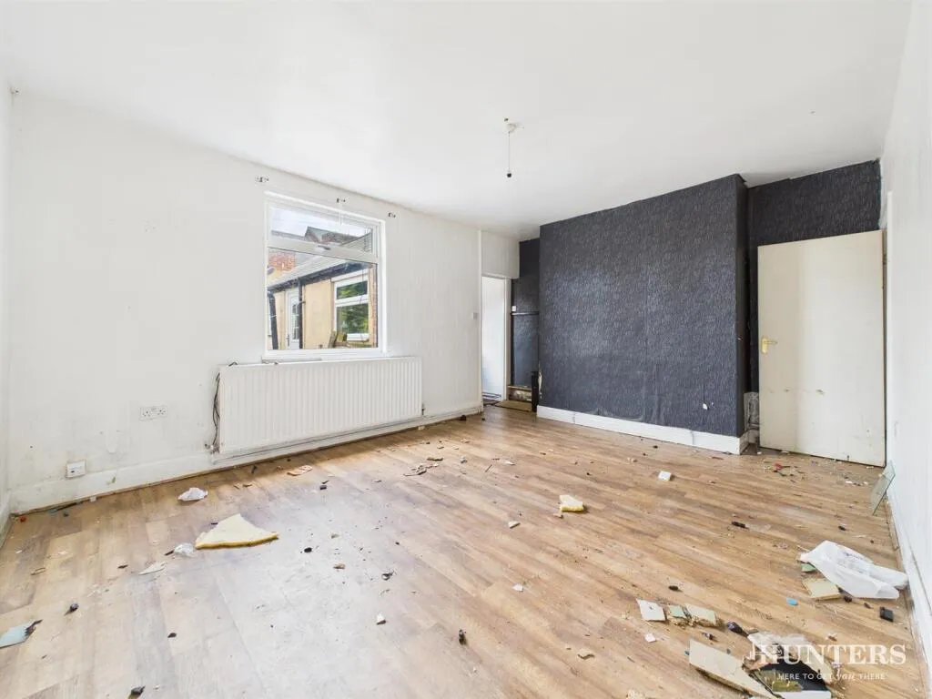 2 bed House