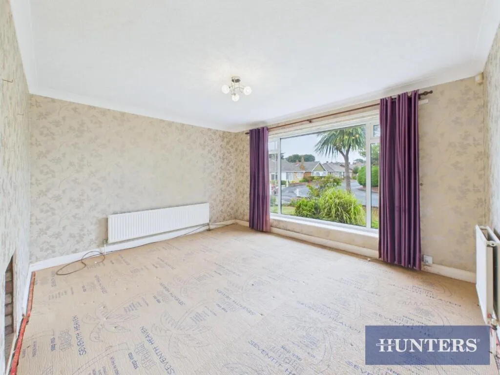 2 bed Semi-Detached Bungalow