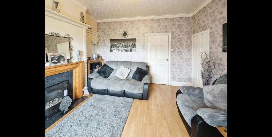 ONE BEDROOM GROUND FLOOR FLAT
