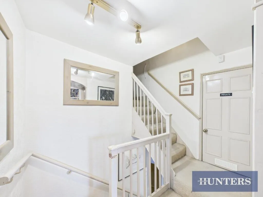 4 bed Terraced