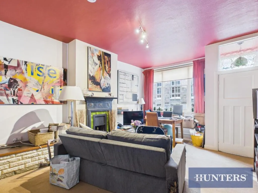 4 bed Terraced