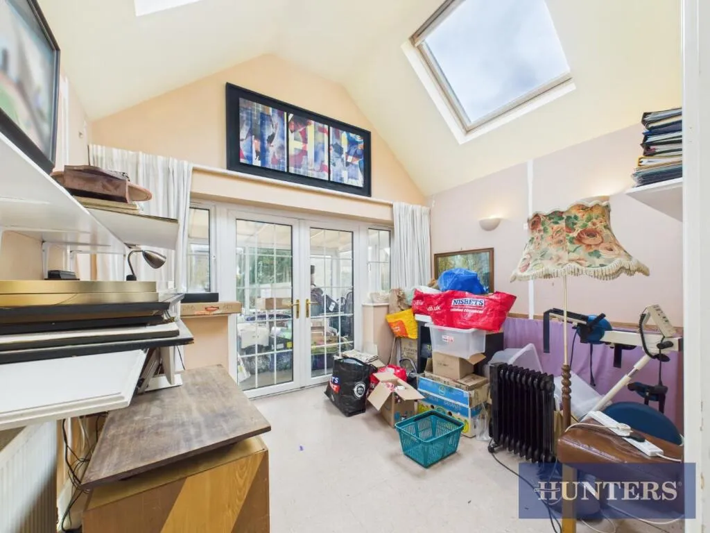 4 bed Terraced