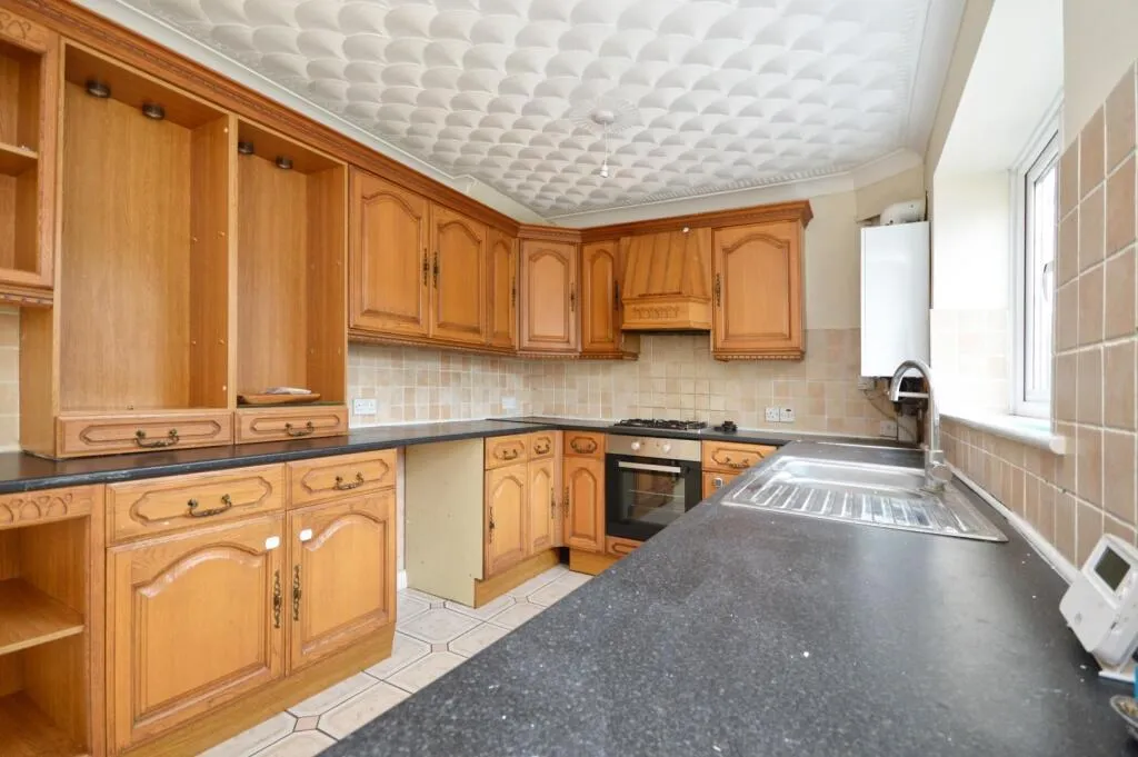 3 bed Terraced