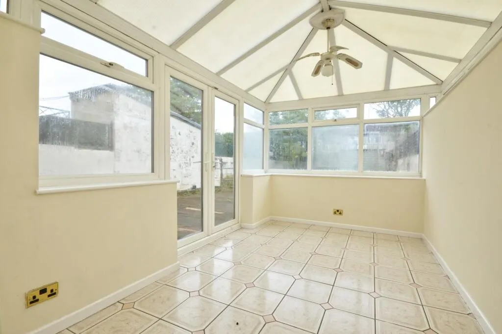 3 bed Terraced