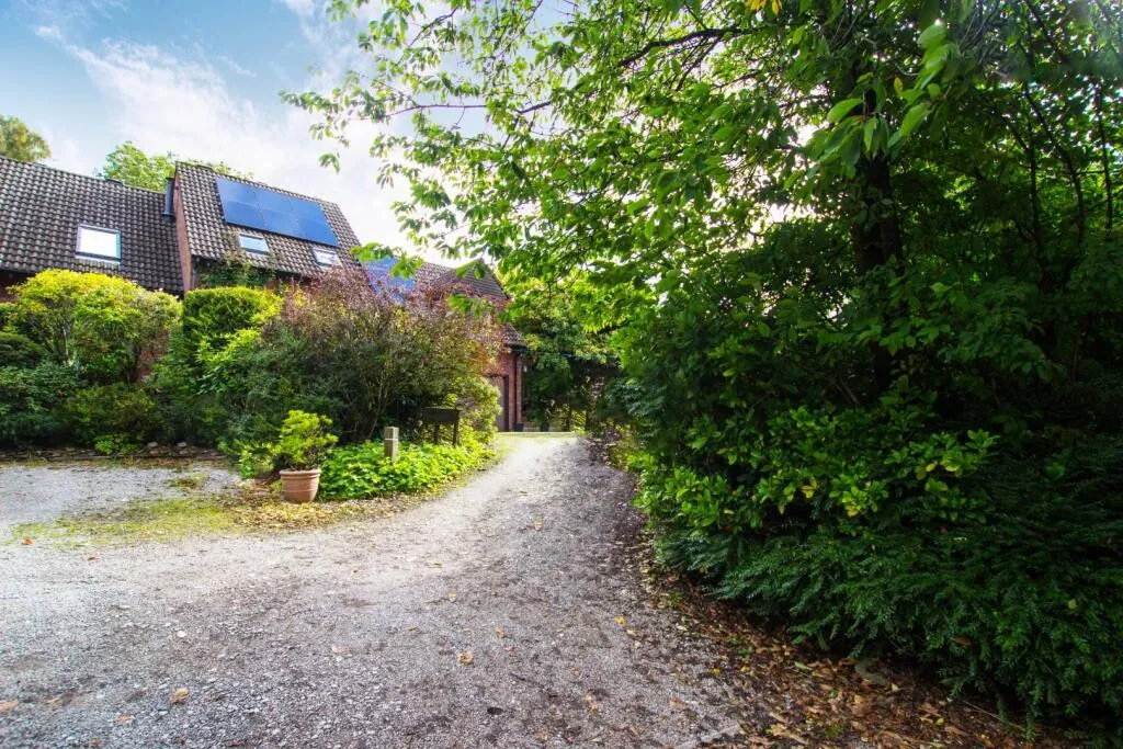 4 bed Town House