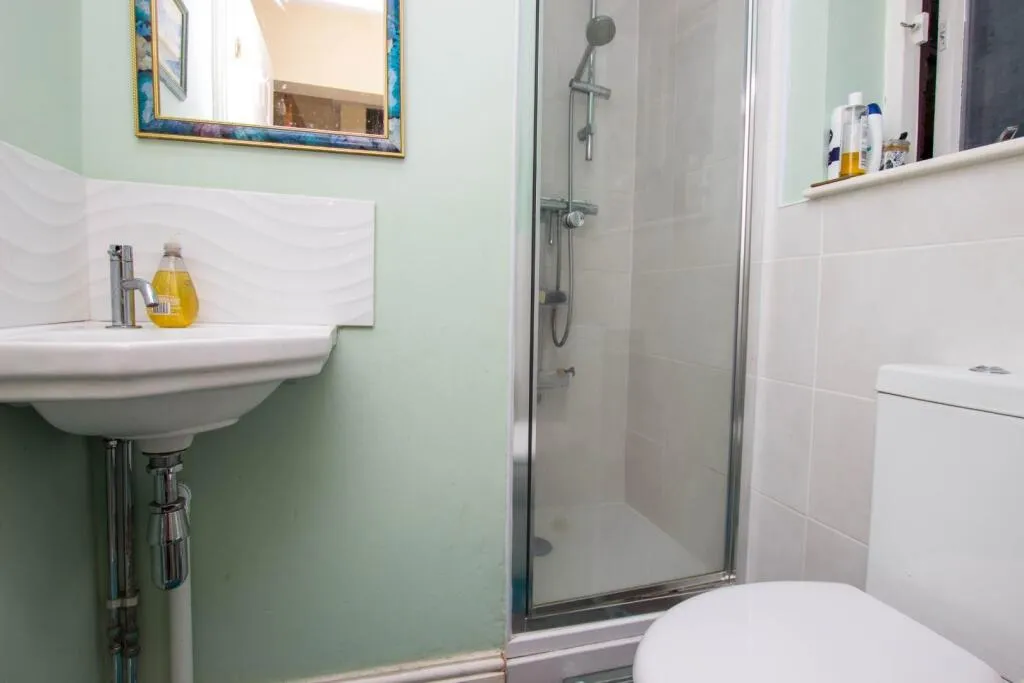 4 bed Town House