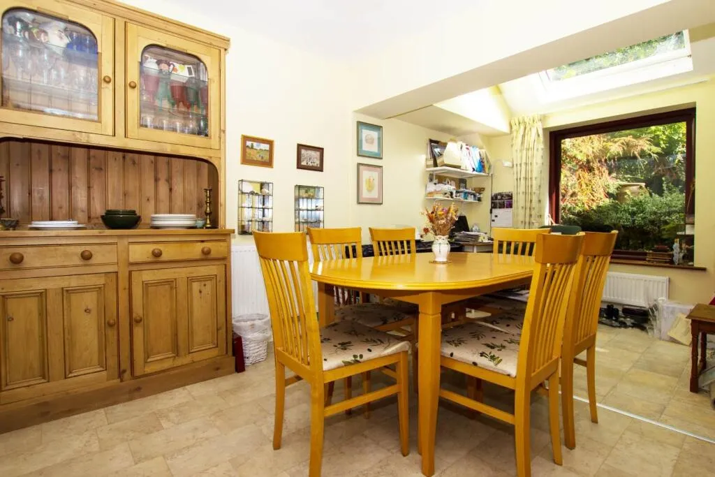 4 bed Town House