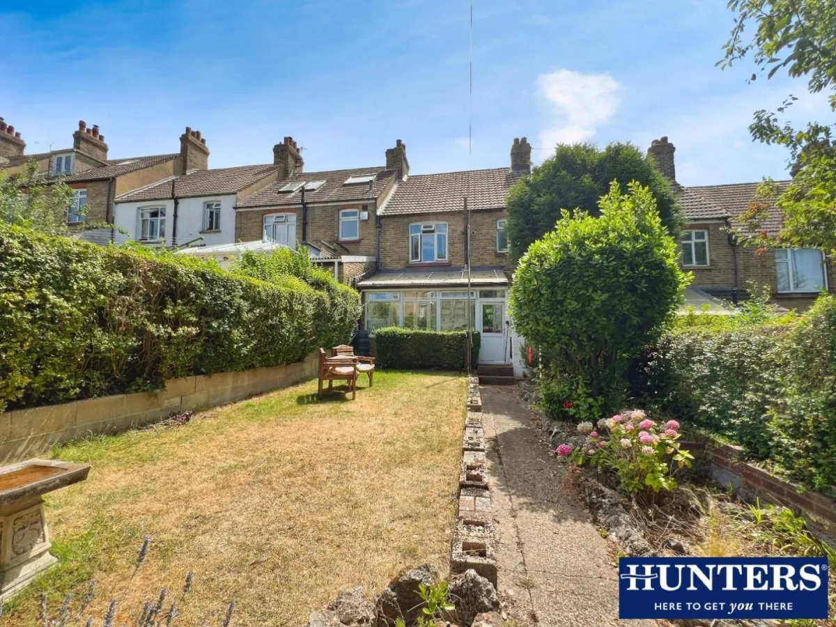 3 bed Terraced