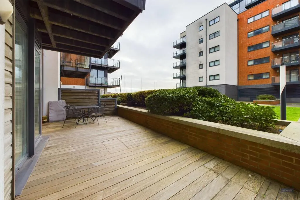 2 bed Apartment