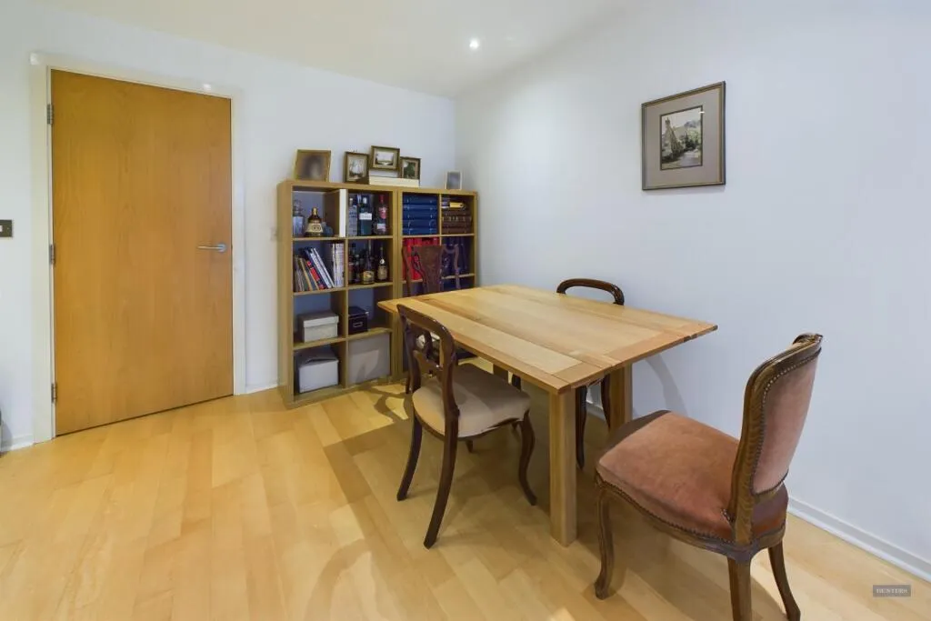 2 bed Apartment