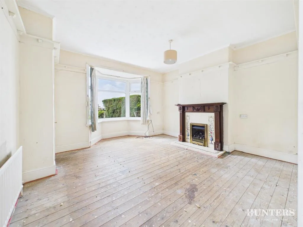 3 bed Semi-Detached