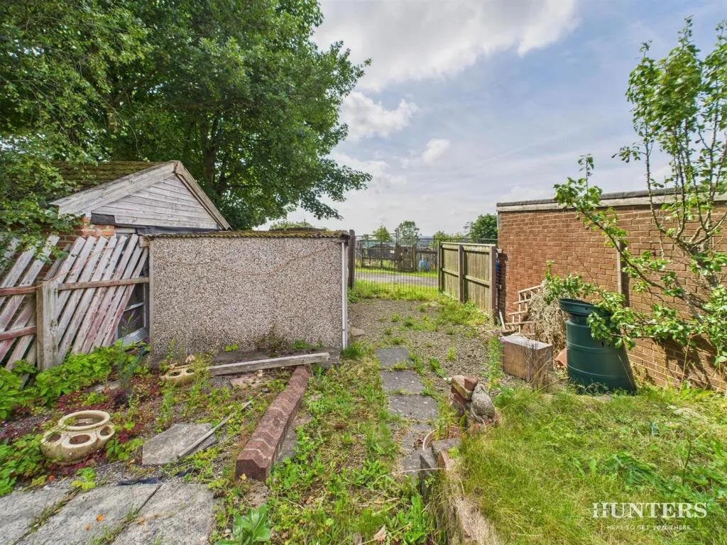 3 bed Semi-Detached