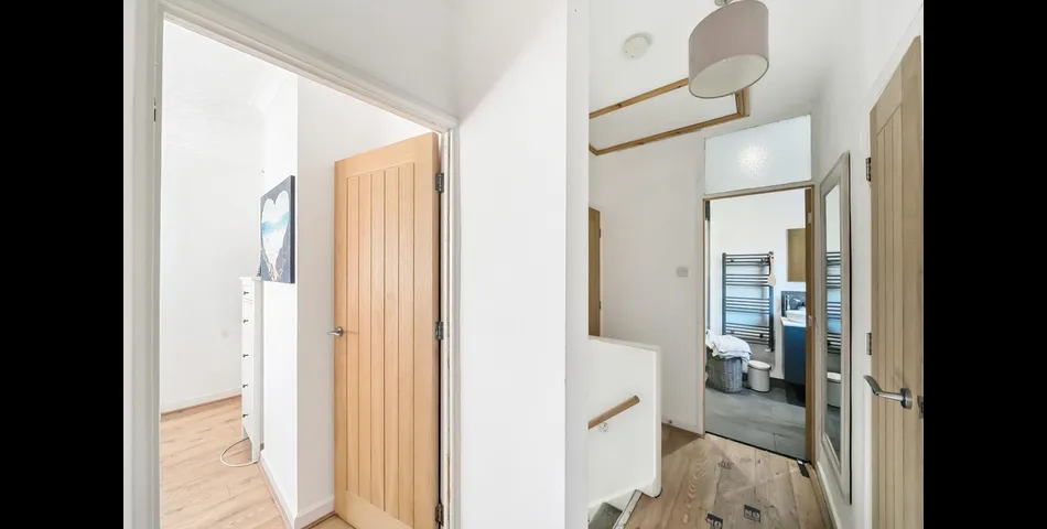 THREE BEDROOM SEMI-DETACHED PROPERTY
