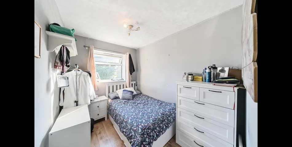 THREE BEDROOM SEMI-DETACHED PROPERTY