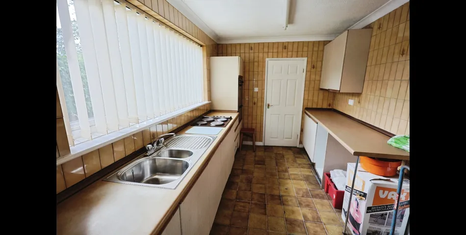 FIVE BEDROOM, TWO BATHROOM PROPERTY