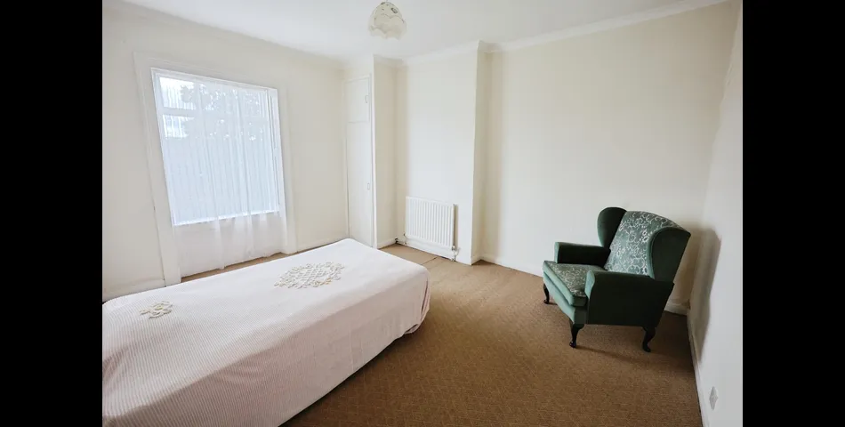FIVE BEDROOM, TWO BATHROOM PROPERTY