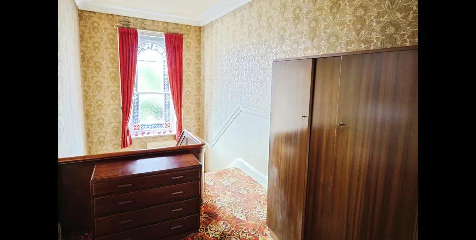 FIVE BEDROOM, TWO BATHROOM PROPERTY