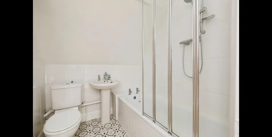 TWO BEDROOM APARTMENT