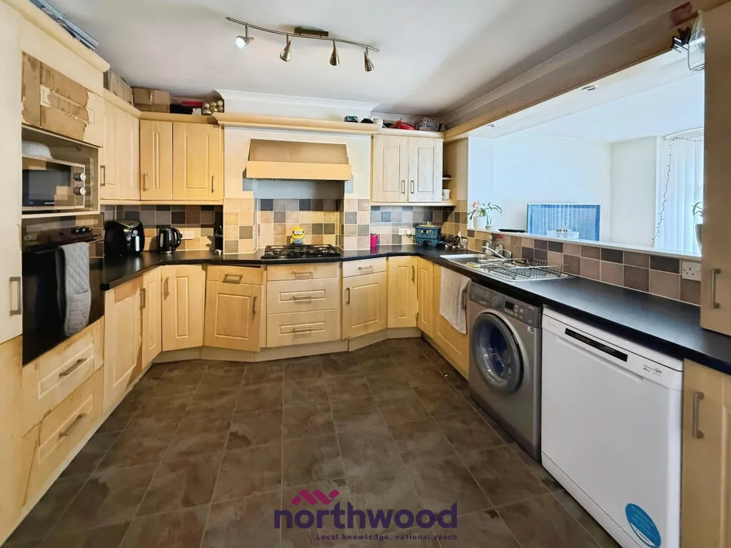 3 bed Semi-Detached